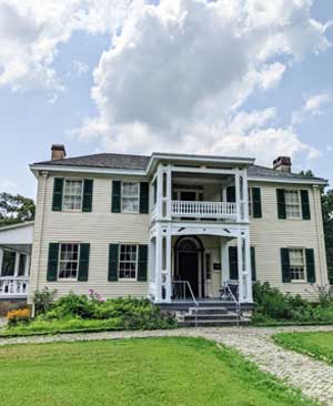 Historic Hunter's Home is located in Park Hill